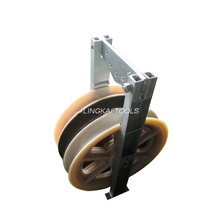 Rouleau de câble aérien de Transmission de grand diamètre de 822mm, poulie de bloc de poulie en Nylon avec trois roues