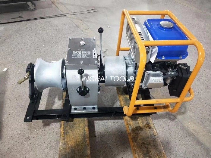 Treuil de traction électrique avec moteur à essence Honda pour le cordage de lignes électriques