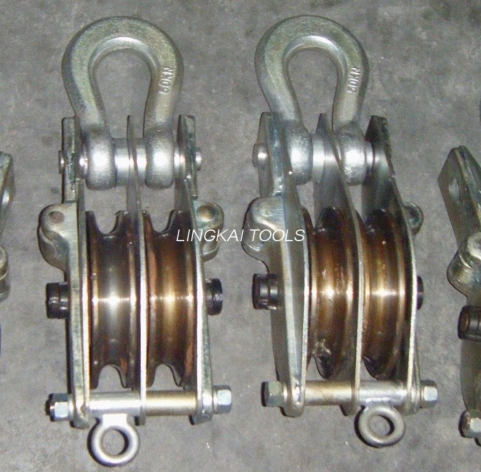 Attaque de levage à double poulie QHS 50KN avec bloc de levage en fer à ouverture latérale des deux côtés