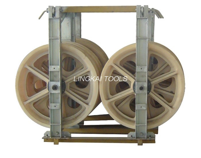Ligne de transmission en nylon de trois conducteurs ficelant le bloc de ficelle empaqueté adapté aux besoins du client par outils