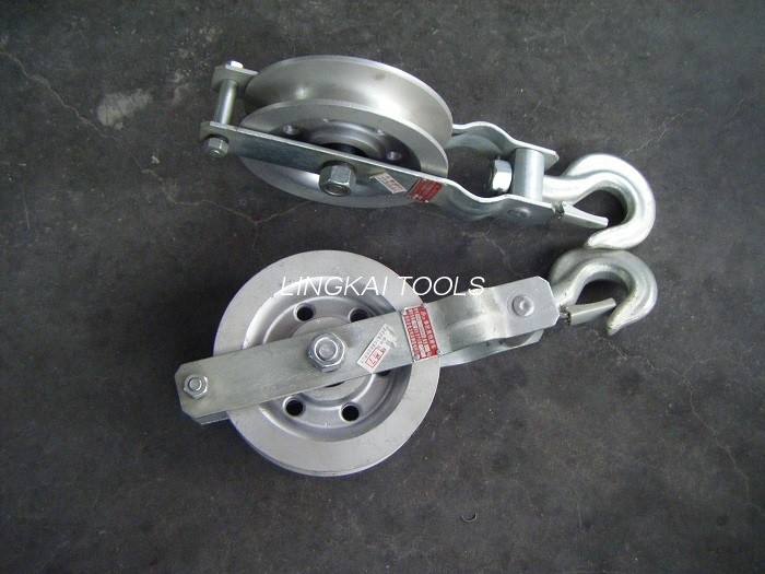 Bloc de poulie de rouleau de terre de câble de poulie en nylon ou en aluminium pour le bloc de cordage de fil de mise à la terre de transmission de puissance